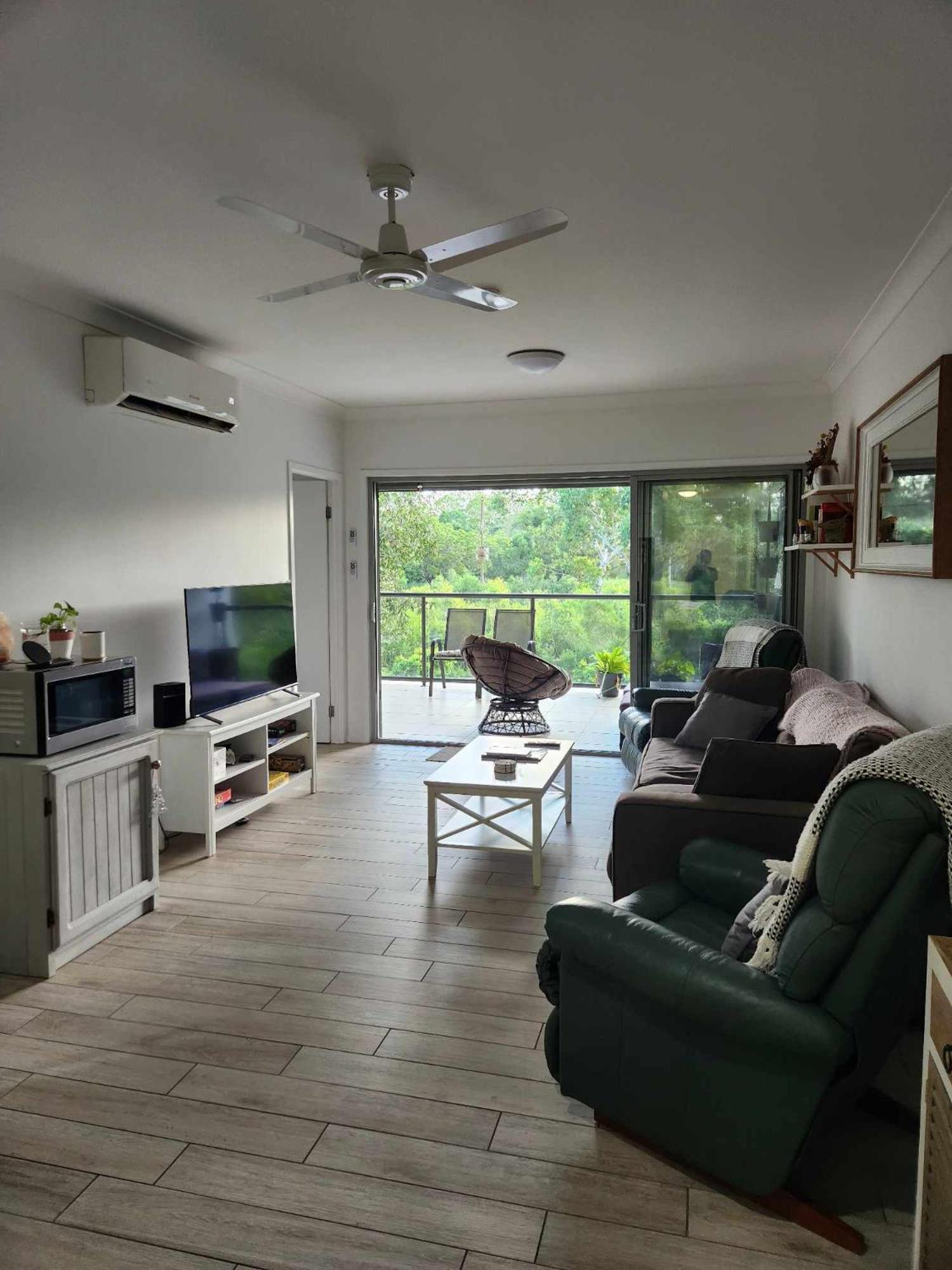Apartment A Quiet Unit Overlooking A Reserve Petrie
